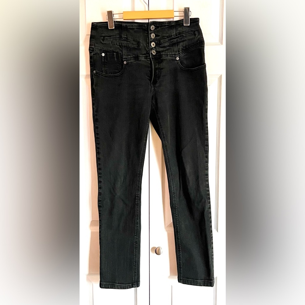 Vintage RARE High Rise Guess Jeans With Seams Up The Back Legs